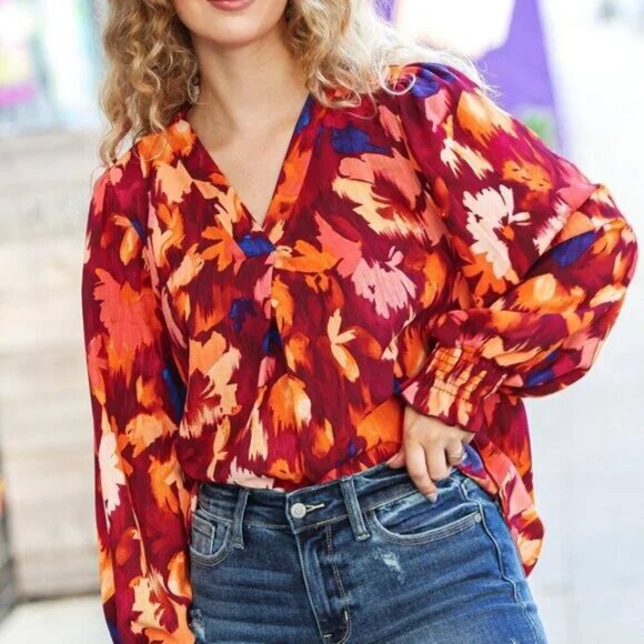 New Burgundy Floral Abstract Print V Neck Smocked Top 3X - Picture 7 of 8